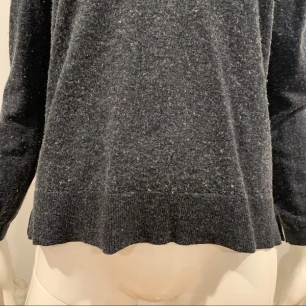 Massimo Dutti Wool and Silk V Neck Long Sleeve Sweater - Image 2