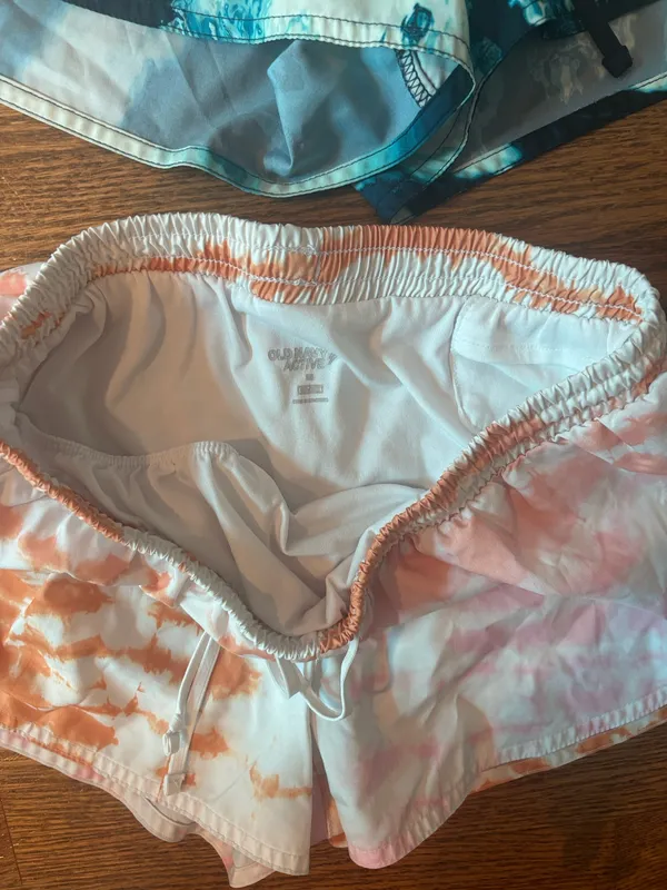 Old Navy Dolphin Hem Shorts - Image 2