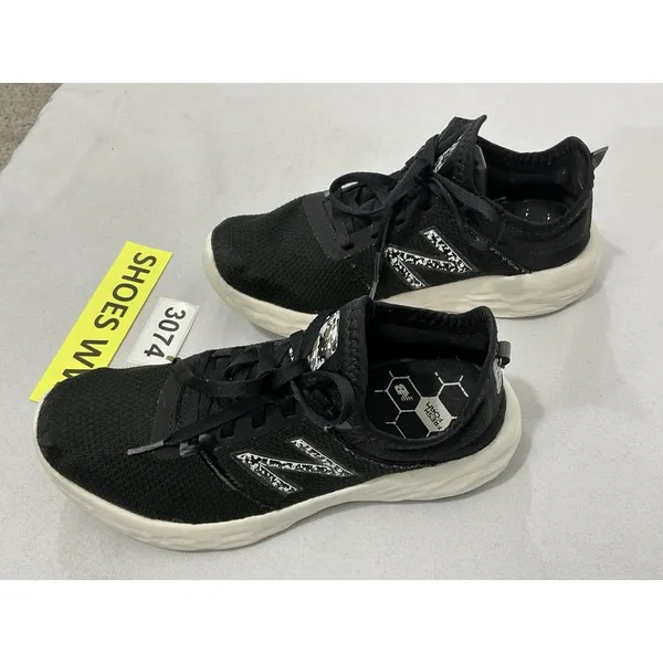 Womans New Balance Fresh Foam SPT Size 7.5 Lace Up Black Running Sneakers - Image 3