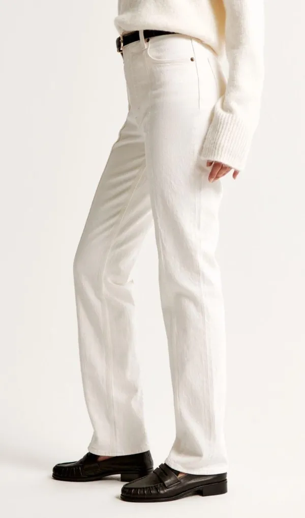 Abercrombie Ultra High Rise 90s Straight Jeans - Image 4