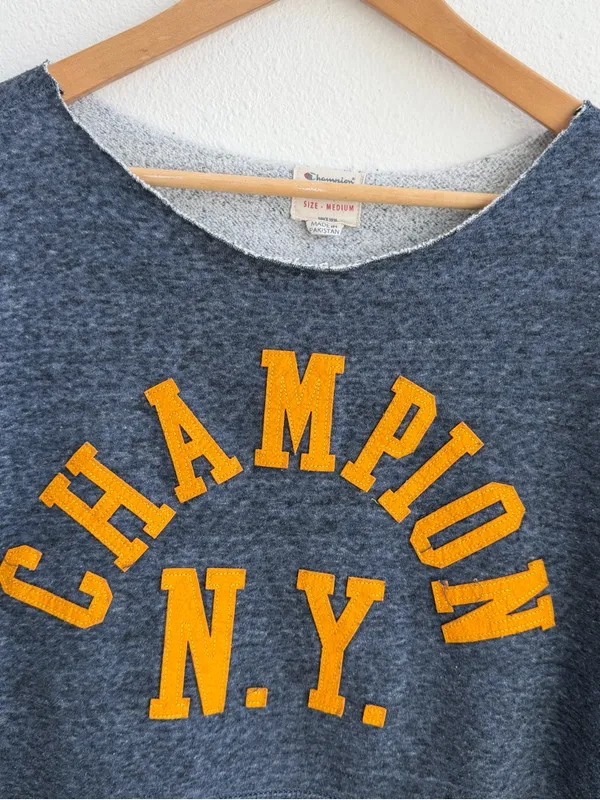 Champion off-the-shoulder sweatshirt - Image 9