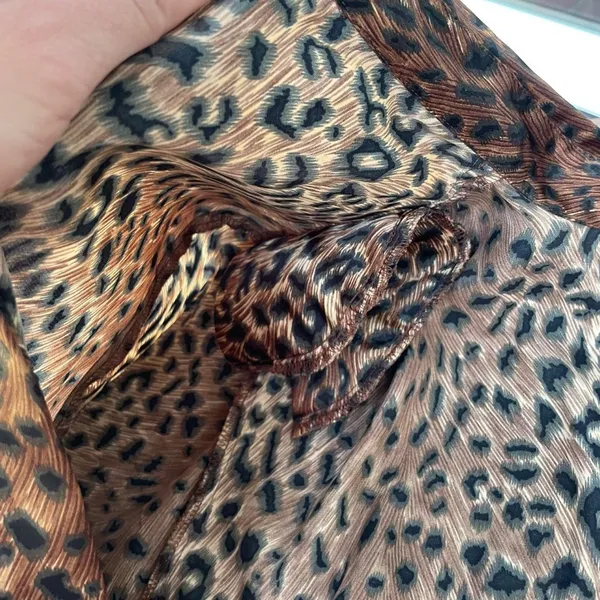 ZARA Vintage TEAS Brown and black leopard print button down blouse size medium / has shoulder pads - Image 6