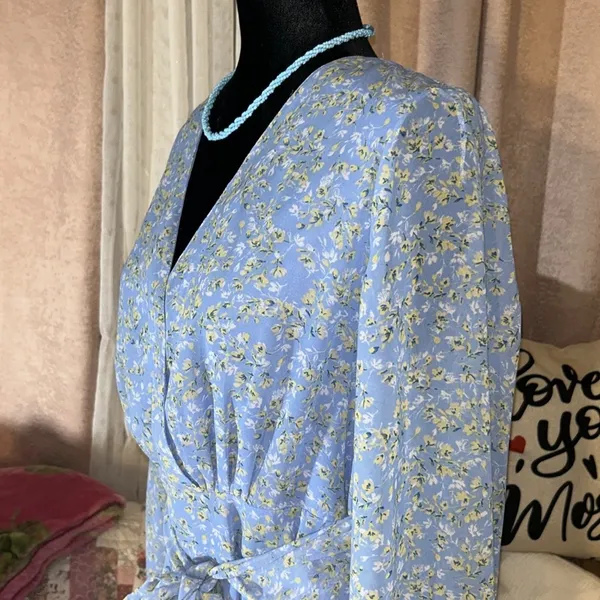 Size XL Long Sleeve Floral Ruffled Dress - Image 6