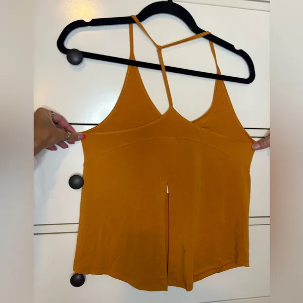 Lululemon Athletica tank top - Image 2