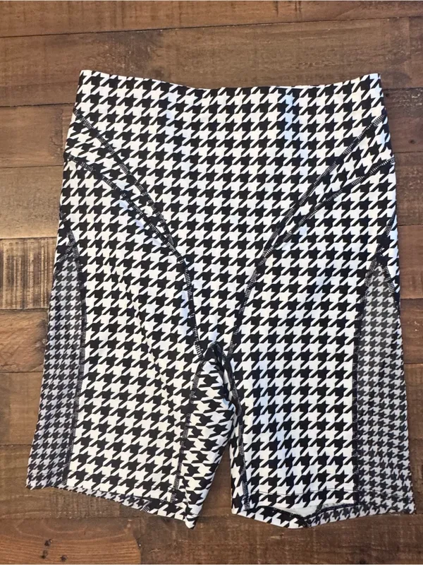 P.E. NATION Houndstooth Biker Shorts Black Size L - Image 2