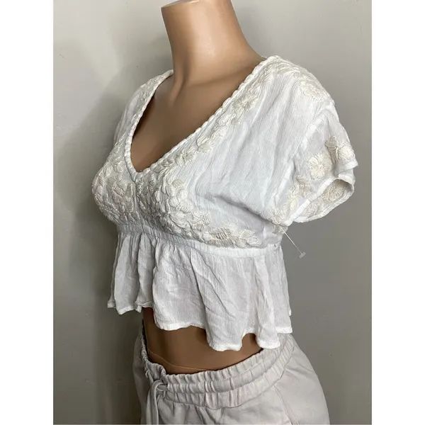New. Anthropologie RAGA Sorrento Peplum Crop Top in White - Image 7