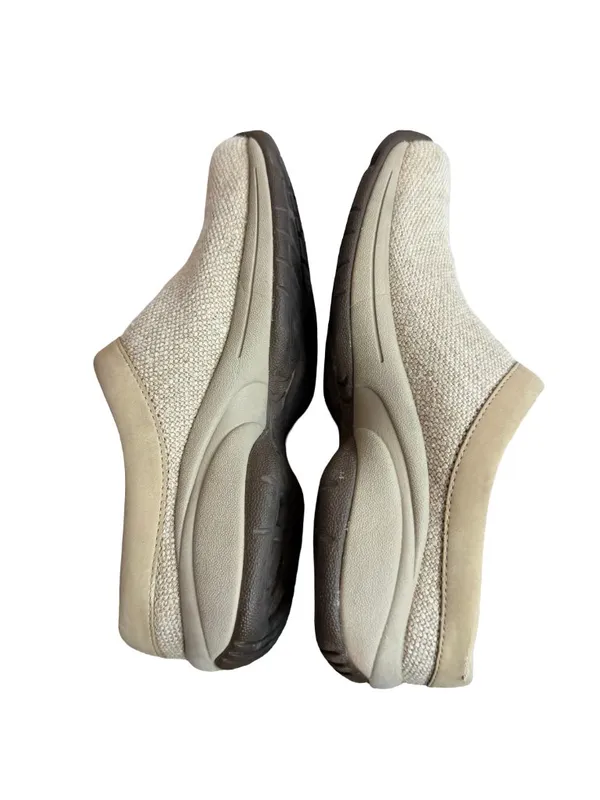Merrell Oatmeal Canvas On Clogs Mules Slides Comfort Lightweight Size 7 Women's - Image 8