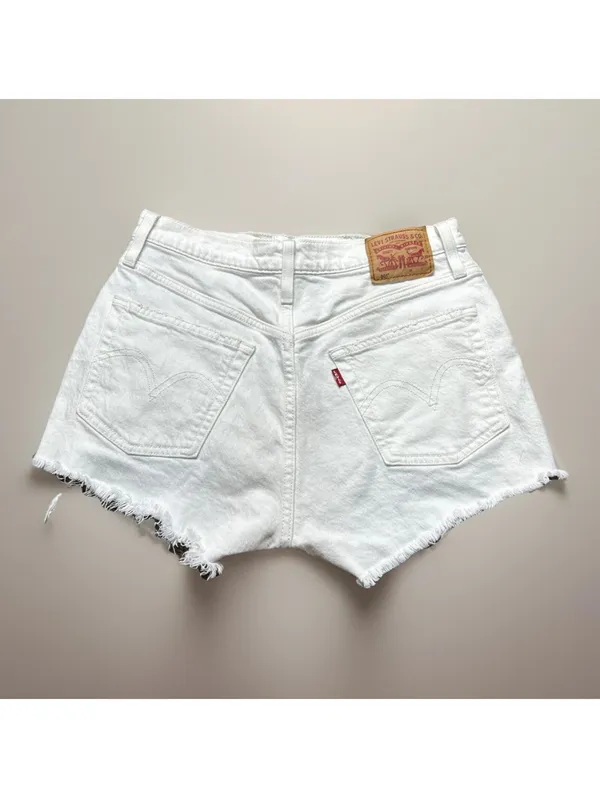 Levi’s 501 White Jeans Shorts Summer Size 28 Waterless Bottom Fly Style - Image 2