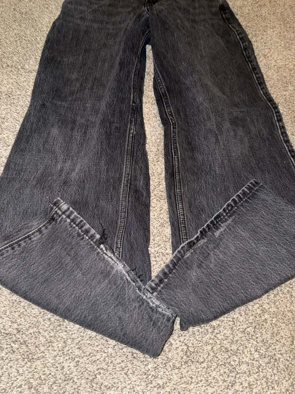 Hollister Curvy High-Rise Baggy Jeans Black Wash Size 0 Short - Image 5