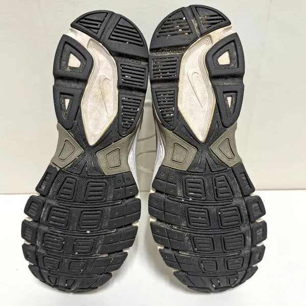 Nike Initiator Running Sneakers - Image 9