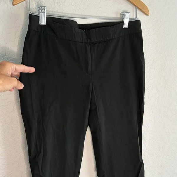 Theory Stretchy Black Pants Boot Cut Size 6 Rayon Inseam 30.5" Classic - Image 2