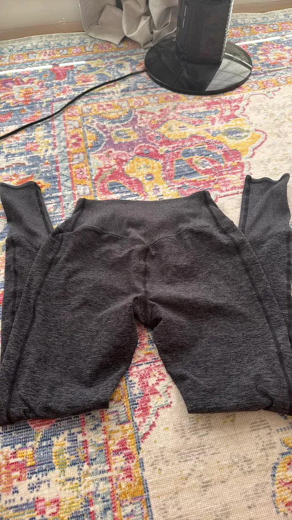 Alosoft Alo Yoga High-Waisted Leggings Lounge - Image 3