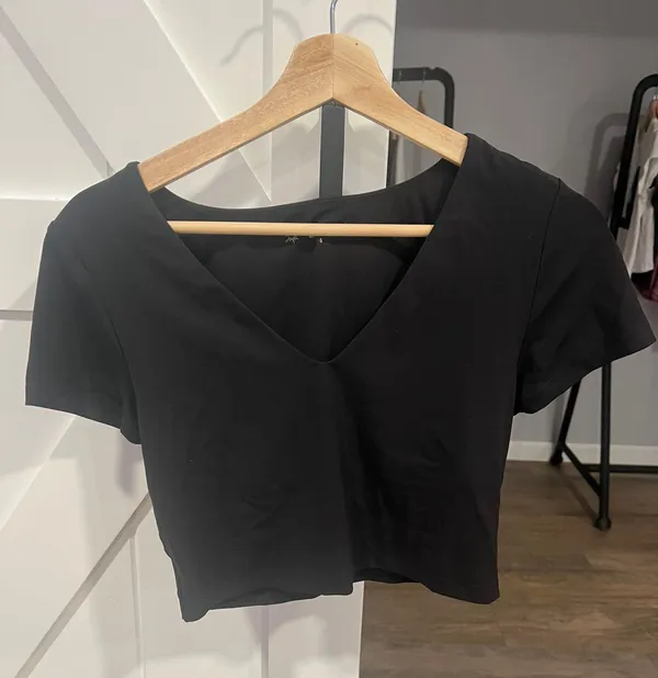Aerie v neck top - Image 2