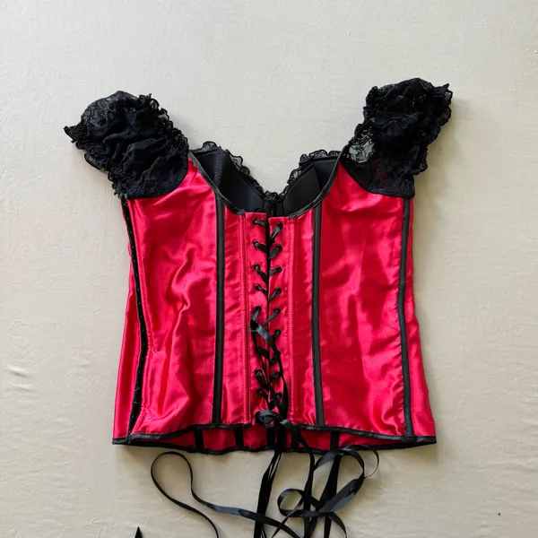 Frederick's Y2K Era Red Satin Lace Trim Corset Top - Image 2