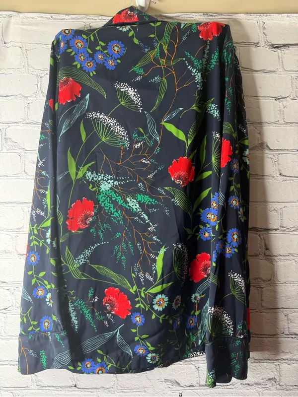 Aerie Navy Floral Button-Up Top with Red & Green Accents size small - Image 7