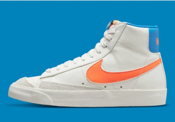 Nike Blazer Mid 77 Sail Total Orange - Image 2