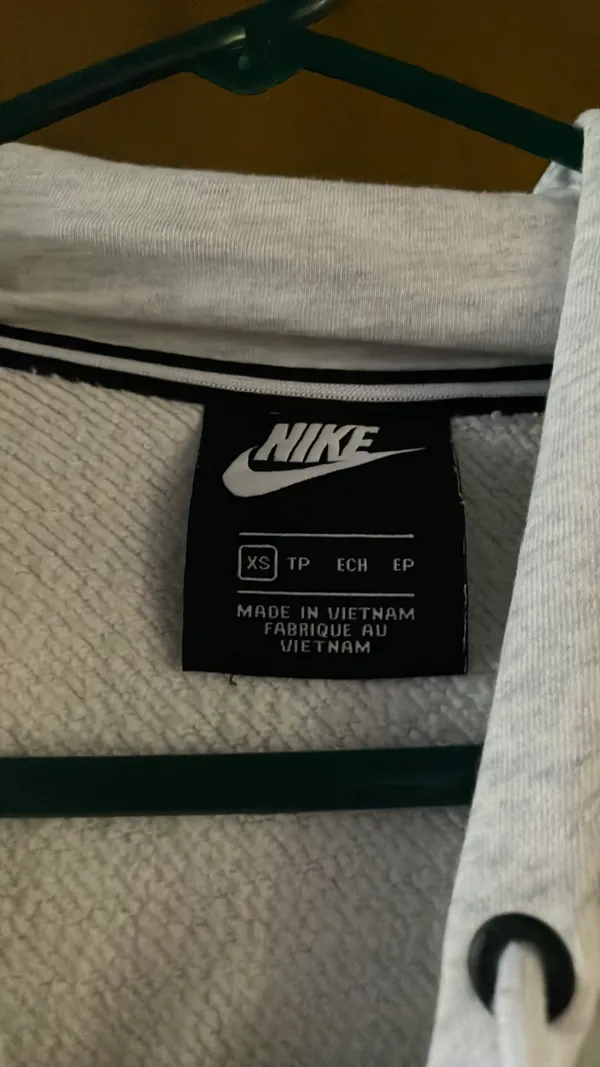 Nike Sweatshirt - Image 3