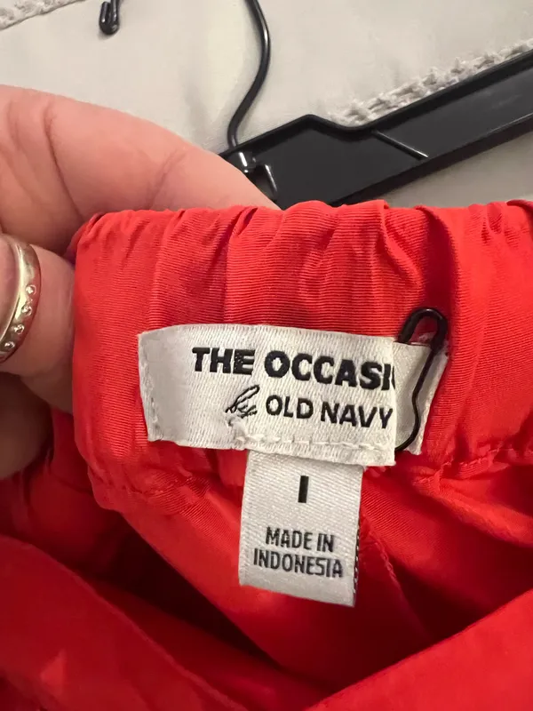 Red Old Navy “occasion” skirt - Image 4