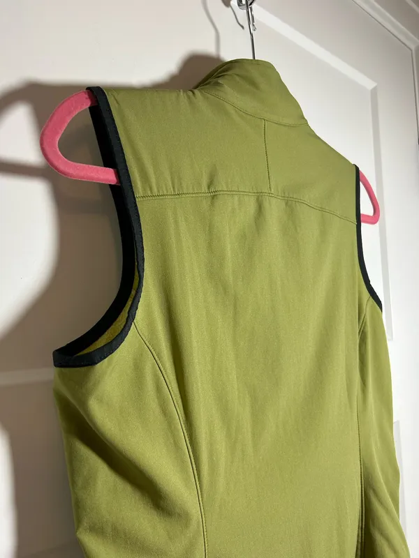 REI Women’s small fleece shell vest - Image 6
