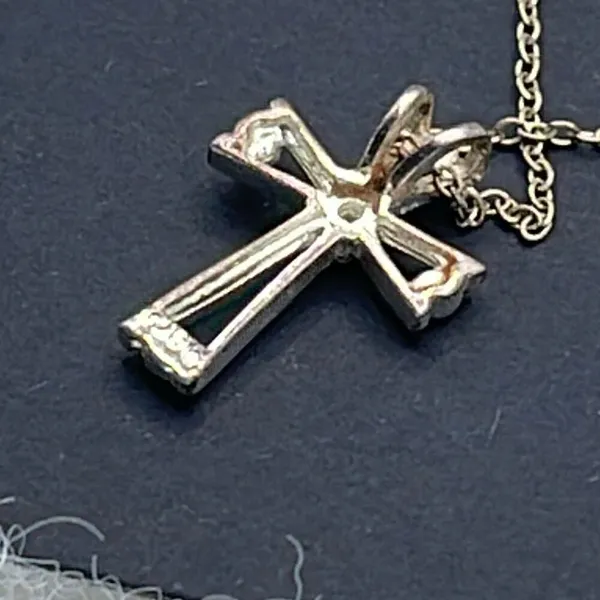 Sterling silver chain and cross pendant necklace. - Image 4