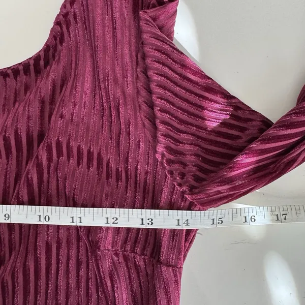 Forever 21 Velvet Dress S Burgundy Ribbed Bodycon Mini Long Sleeve Open Back NWT - Image 8