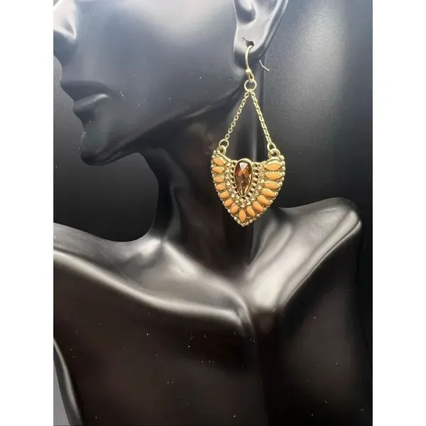 New! Gold Tone Chandelier Fan Shape Peach Apricot Rhinestone Drop Earrings - Image 3