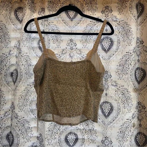 Sienna Sky Cream‎ And Blue Floral Tank Top Size Large - Image 2