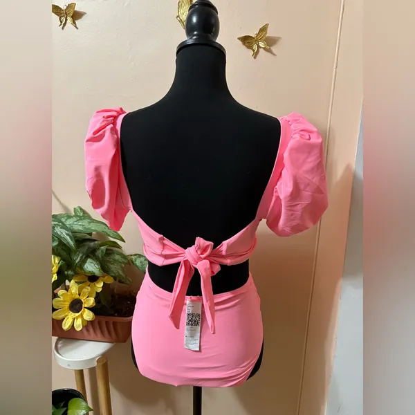 High-Waist Pink Puff-Sleeve Bikini Set with Front Tie - Image 5