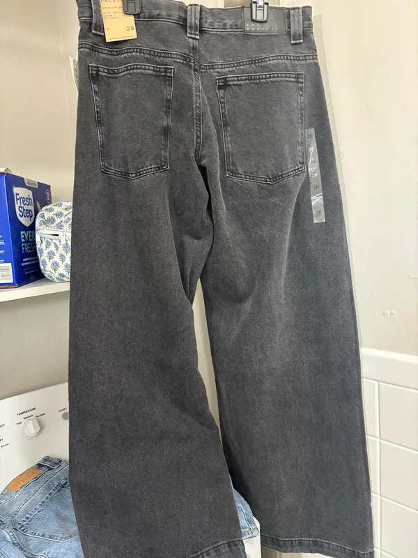 PacSun Low-Rise Baggy Jeans - Image 2