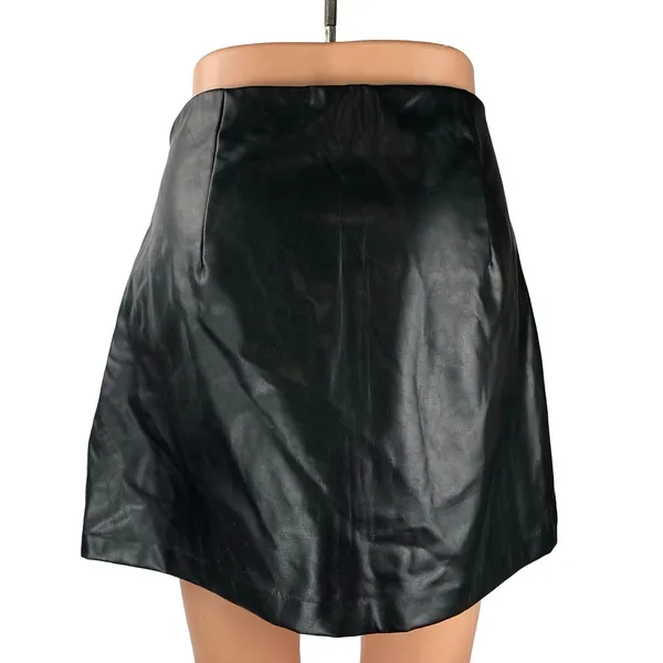 Abercrombie & Fitch Black Faux Leather Vegan High Waist A Line Mini Skirt Size L - Image 4