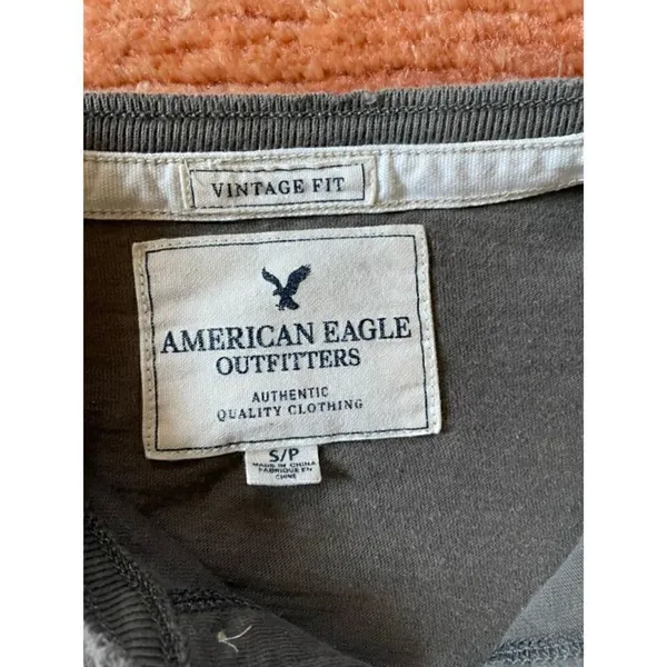 Vintage American Eagle T-shirt - Image 2