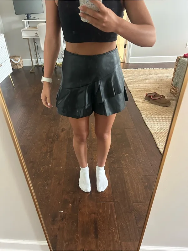 DO+BE Black Faux Leather Ruffle Skort - Image 2