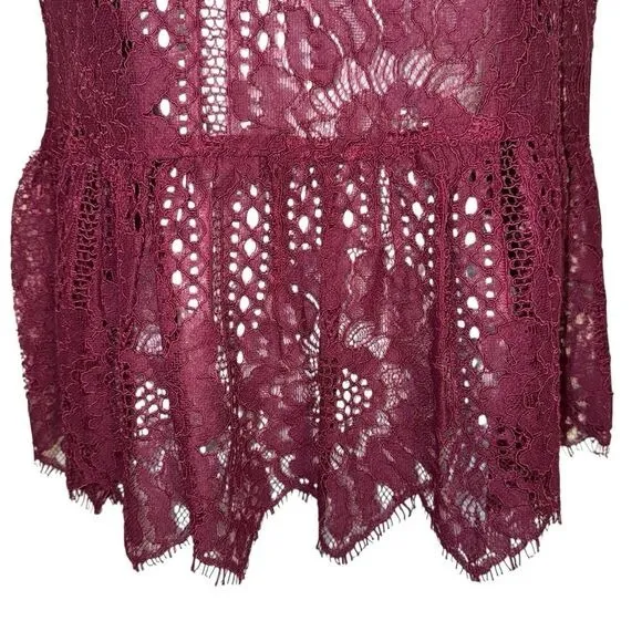 ANTHROPOLOGIE Wine Crochet and Lace Peplum‎ Hem Blouse NWOT Size XS - Image 4