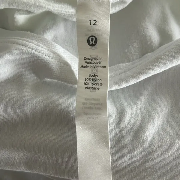 Lululemon White Oversized Top, Size 12 EXCELLENT! - Image 6