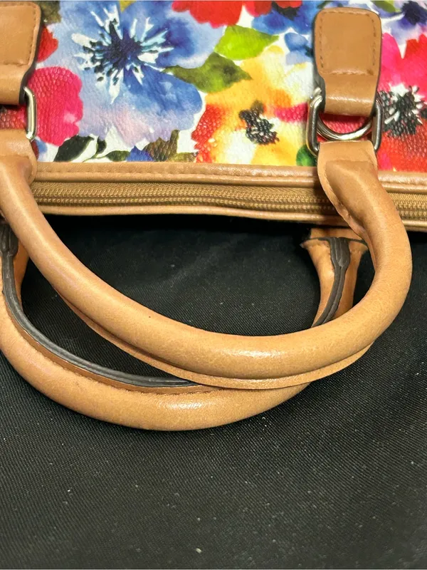Bueno Floral Dome Satchel Handbag with Tan Trim & Red Interior - Image 12