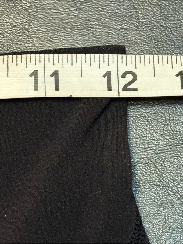 lululemon athletica Black High-Rise Leggings with Side Pockets size 6 - Image 9