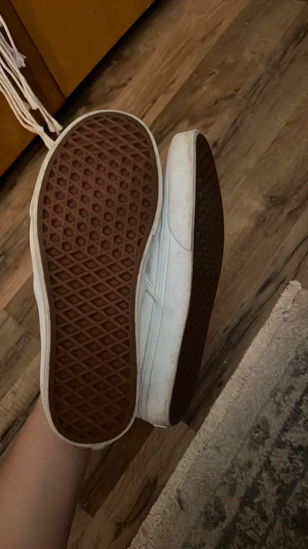 White Size 8.5 - Image 2