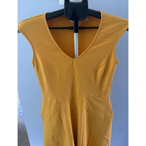 New‎ York & Company Women's Yellow Sleeveless Dress With Pockets Size Small - Image 2