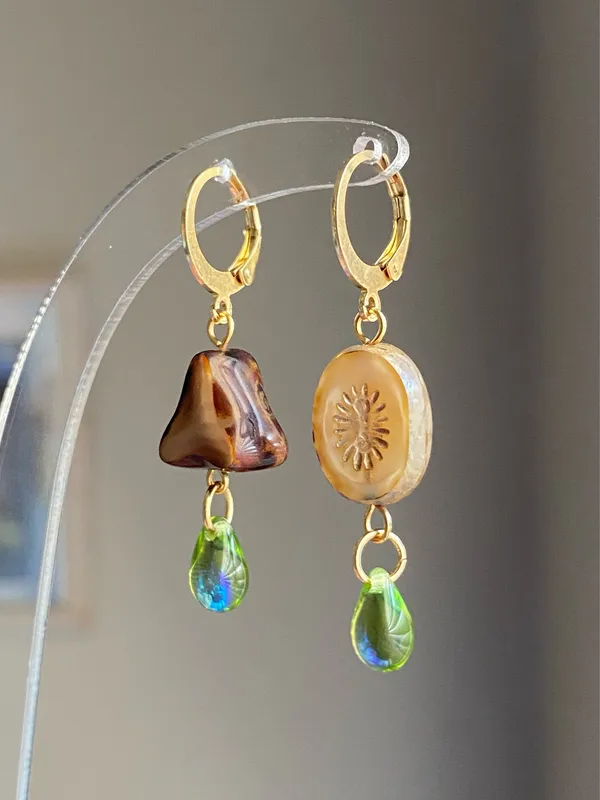 Handmade unique retro vintage fairy boho style dangle earrings w/ quality Czech glass beads mix 🌀🍃💛 - Image 3