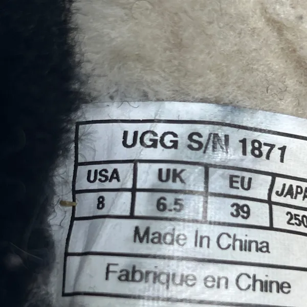 UGG Australia 1871 Black Suede Shearling Lined Slippers Womens 8 Gum Sole Shoes - Image 2
