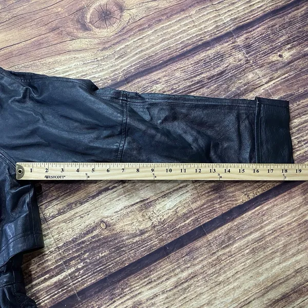 Phase Two Black Leather Jacket Womens Medium Full Zip Pockets - Image 7