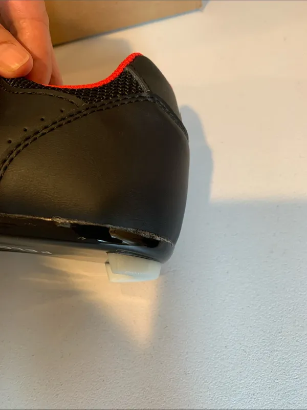 NEW Peloton Unisex Men’s Women’s Size 40 Black Cycling Shoes with Red Trim - Image 8