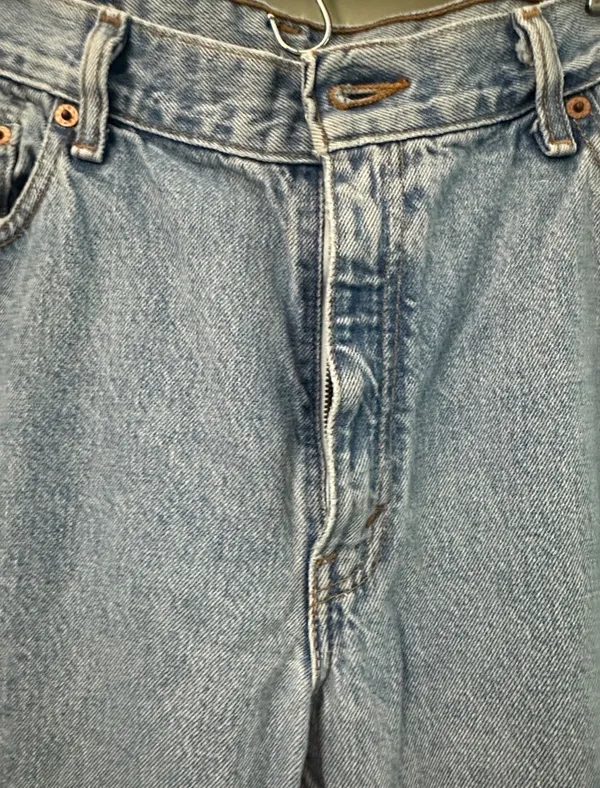 Vintage Levi’s 550 Women’s Light Blue Straight Leg Jeans 100% Cotton Size 12M - Image 6