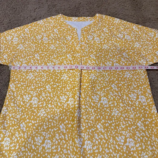 Amazon Yellow and White Floral Blouse - Image 6