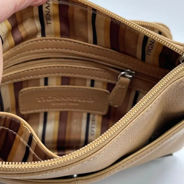 Tignanello tan leather crossbody. 21” handle drop. Tan - Image 7