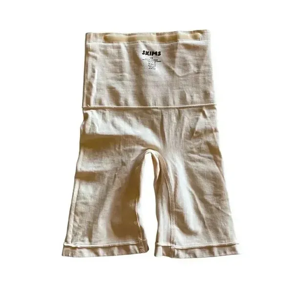 Nwt Skims Seamless Sculpt Mid Thigh Short Clay Sz S/M #1466 - Image 3