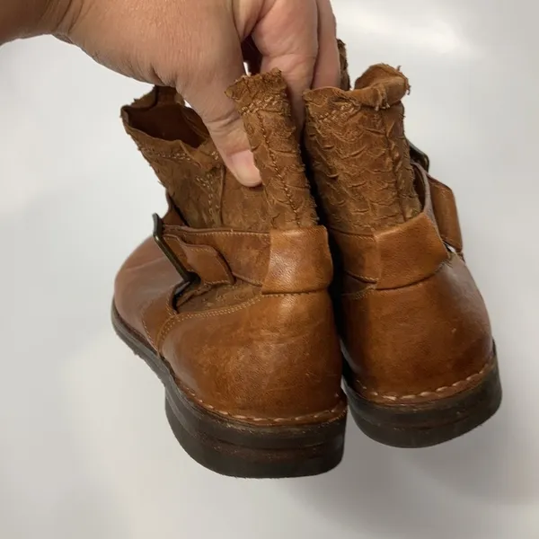 Trask Alexa booties leather boots size 8‎ Brown - Image 7