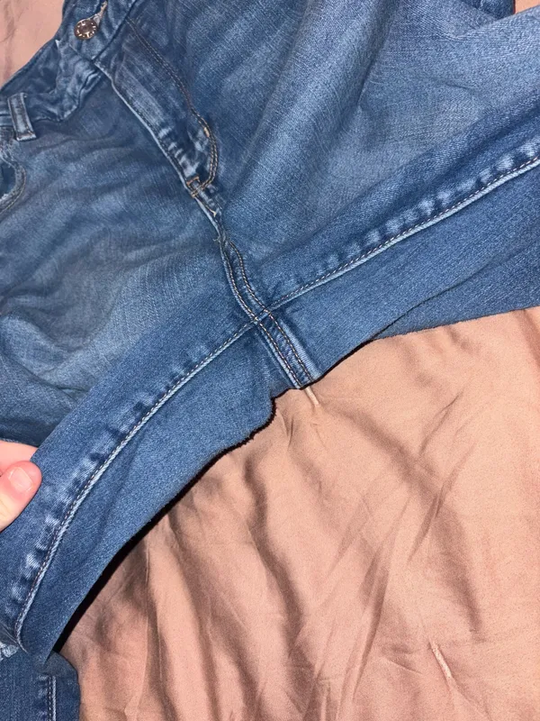 American Eagle Jeans - Image 5