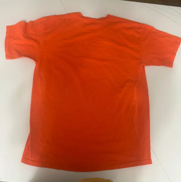 Anvil Vintage Fugitive You Never Saw Me T Shirt XL Orange Streetwear Graphic - Image 2