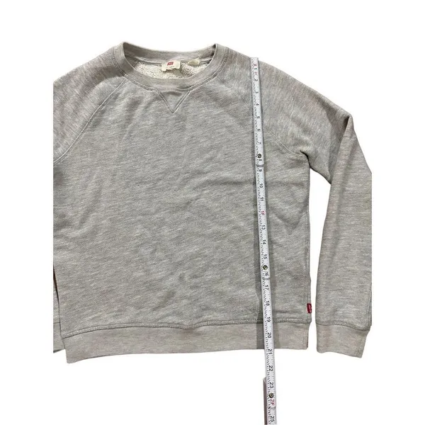 Levi’s gray basic pullover sweatshirt size small‎ gender neutral - Image 4